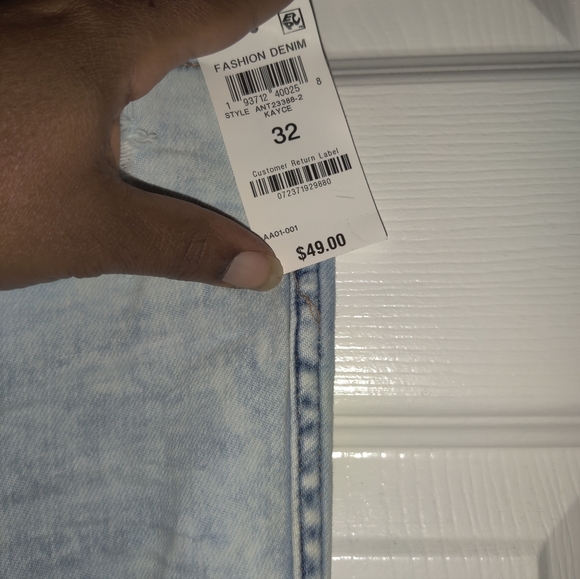 Flared Slit-Leg Jean - Picture 3 of 4